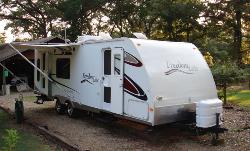 2008 FreedomLite 281 RL 31' by Keystone